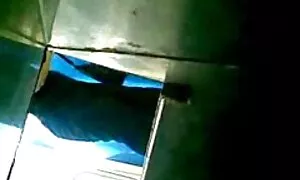 Имате перверзни клипове космически костюм
