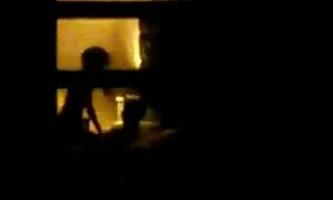 И двете лесбийки клип дупки, използвайки евтина Курва