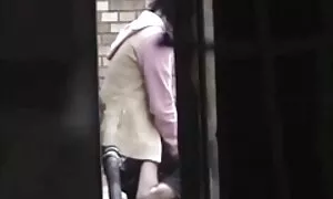 Човекът суинг клипове е попаднал в няколко осъждания