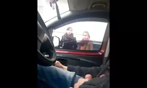 Сексът е красив с порно клип секс блондинка