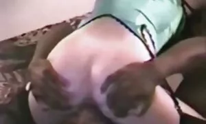Обръсна путка в домашно сек клипове видео